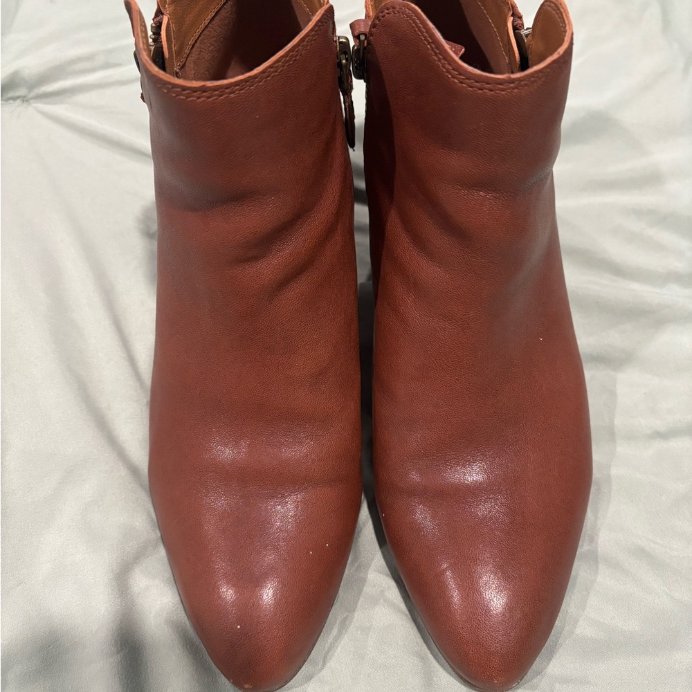 Women's FRYE Brown Ankle Boots Gently Used Size 10